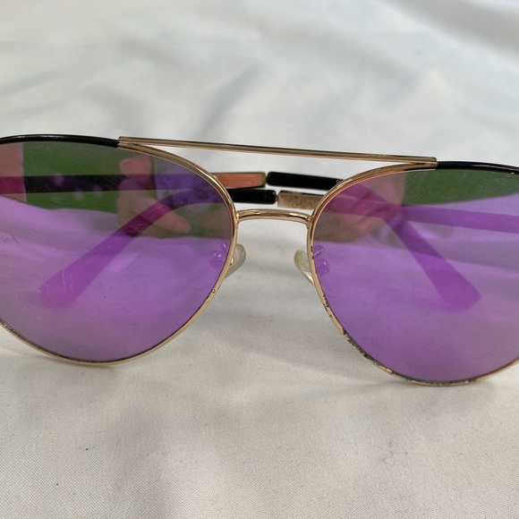 Women’s Purple & Gold Sunglasses 🕶 - Picture 3 of 12